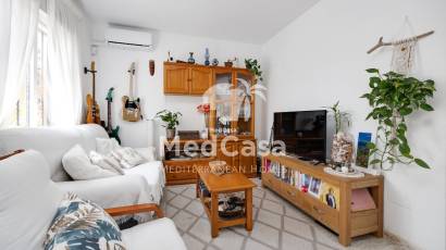 Segunda mano - Ático -
Orihuela Costa - Villamartín