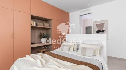 Obra nueva - Villa -
Polop de La Marina