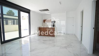 Obra nueva - Villa -
Polop de La Marina