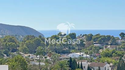Resale - Villa -
Moraira - Benimeit