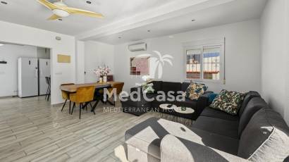 Wiederverkauf - Villa -
Pilar de la Horadada - Pinar de Campoverde