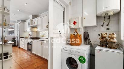 Segunda mano - Apartamento -
Torrevieja - Centro - Muelle Pesquero