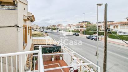 Segunda mano - Adosado -
Orihuela Costa