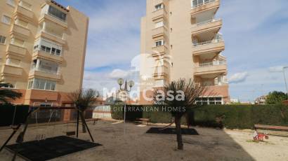 Segunda mano - Apartamento -
Torrevieja