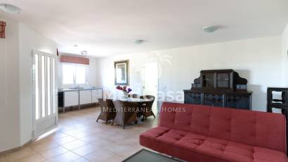 Resale - Villa -
Moraira - Benimeit