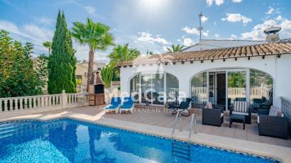 Resale - Villa -
Moraira - La Sabatera