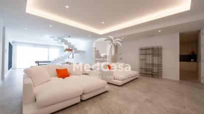 Neubau - Villa -
Finestrat
