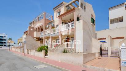 Segunda mano - Ático -
Orihuela Costa - Villamartín