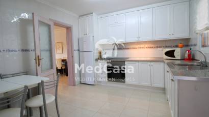 Resale - Villa -
Mil Palmeras