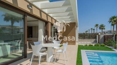 Obra nueva - Villa -
Golf Vistabella