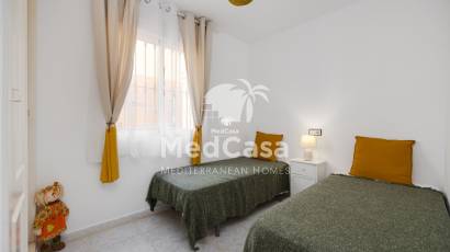 Wiederverkauf - Erdgeschosswohnung -
Torrevieja