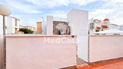 Resale - Townhouse -
Orihuela Costa - Playa Flamenca