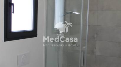 Neubau - Villa -
Roldan