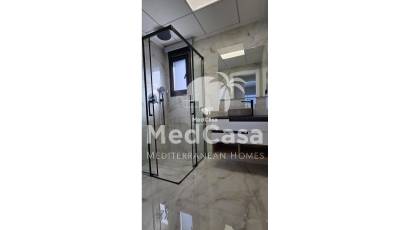 Obra nueva - Apartamento planta baja -
Golf La Finca