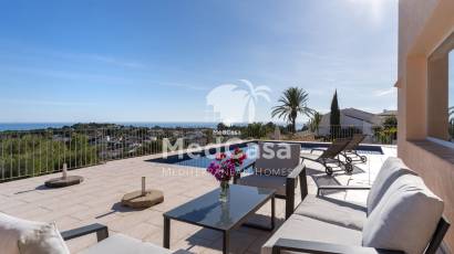 Resale - Villa -
Moraira - Benimeit