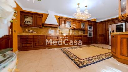 Wiederverkauf - Villa -
Altea