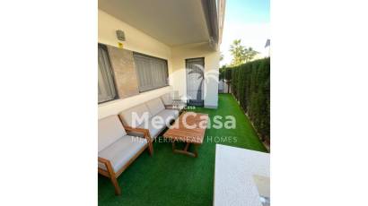 Resale - Ground floor apartment -
Torrevieja