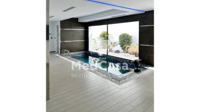 Resale - Villa -
Jávea - Cansalades