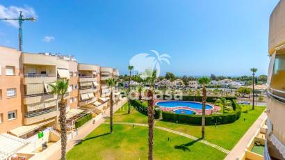 Resale - Apartment -
Orihuela Costa - Campoamor