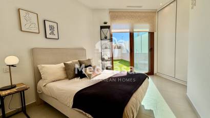 Resale - Villa -
Benijofar