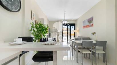 Wiederverkauf - Apartment -
Orihuela Costa - Los Altos