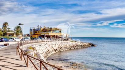 Segunda mano - Adosado -
Torrevieja - Los Balcones