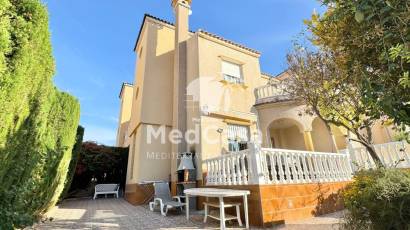 Wiederverkauf - Reihenhaus -
Orihuela Costa - Lomas de Cabo Roig