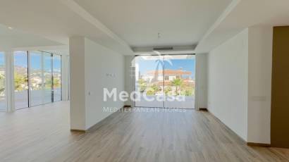 Obra nueva - Villa -
Benissa