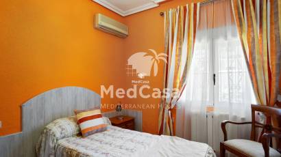 Wiederverkauf - Villa -
Orihuela Costa - Campoamor