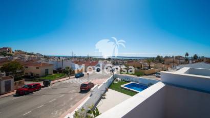Resale - Townhouse -
Ciudad Quesada - town
