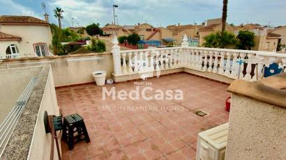 Segunda mano - Villa -
Ciudad Quesada - Rojales