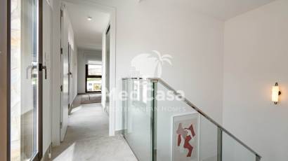 Neubau - Villa -
Golf La Finca