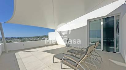 Resale - Villa -
Moraira - Benimeit