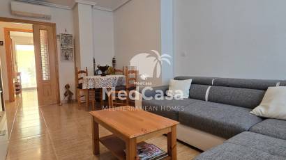 Wiederverkauf - Erdgeschosswohnung -
Formentera del Segura