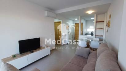 Segunda mano - Apartamento planta baja -
Roldan