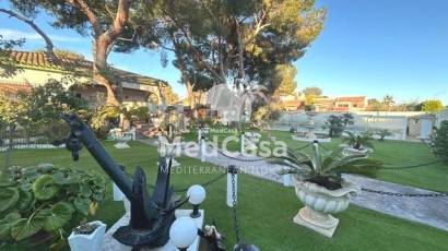 Wiederverkauf - Villa -
Orihuela Costa - Altos de Campoamor