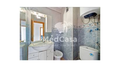 Resale - Apartment -
Torrevieja - Punta prima