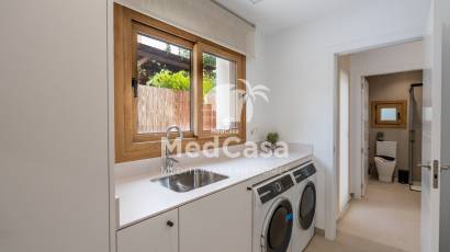 Obra nueva - Villa -
Alicante - Campoamor