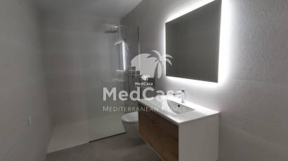 Wiederverkauf - Erdgeschosswohnung -
Torrevieja