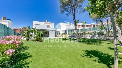 Obra nueva - Villa -
Finestrat