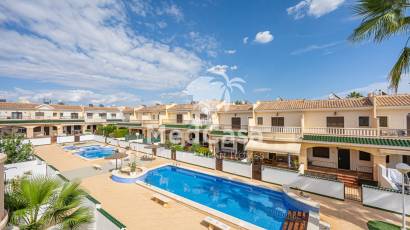 Resale - Townhouse -
Ciudad Quesada - Lo Marabú