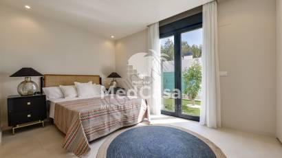 Obra nueva - Villa -
Finestrat