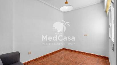 Segunda mano - Apartamento -
Benijofar