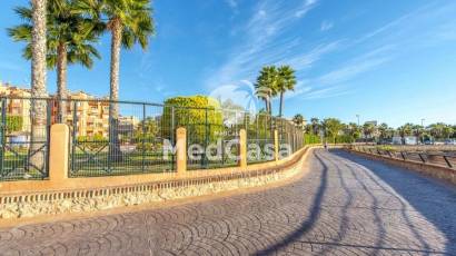 Segunda mano - Ático -
Orihuela Costa - Aguamarina