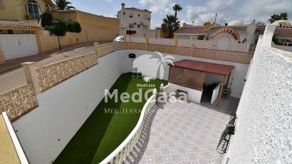 Resale - Townhouse -
Orihuela Costa - Villamartín