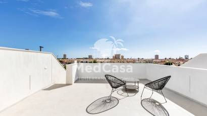 Obra nueva - Villa -
Los Alcázares