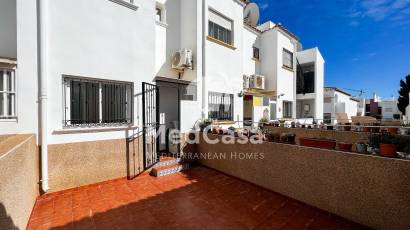 Resale - Townhouse -
Orihuela Costa