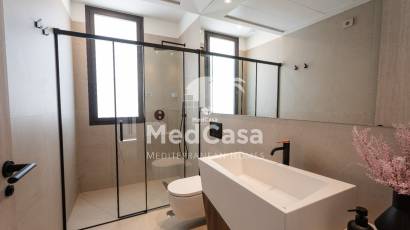 Neubau - Villa -
Golf La Finca