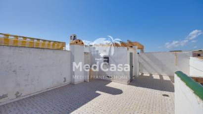 Wiederverkauf - Penthousewohnung -
Torrevieja