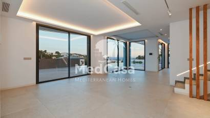 Obra nueva - Villa -
Benissa